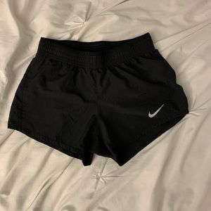 Black nike shorts